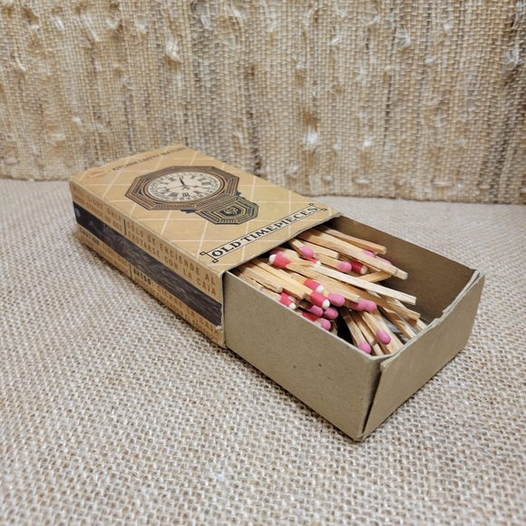 Vintage Diamond Kitchen Matches OLD TIMEPIECES Dry Goods Hardware Graphic Box - Picture 5 of 5